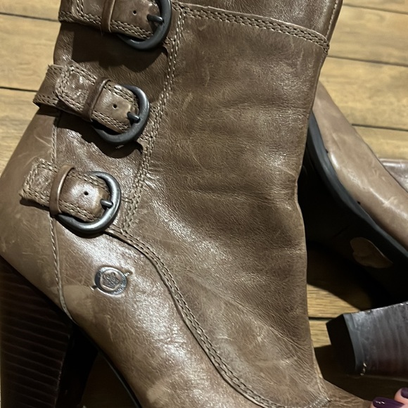 9.5 - Picture 3 of 4